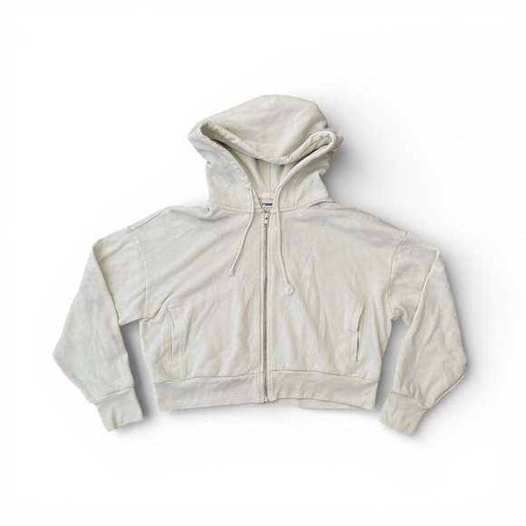 Levi's Tops - Levi's Light Zip Up Cropped Hoodie